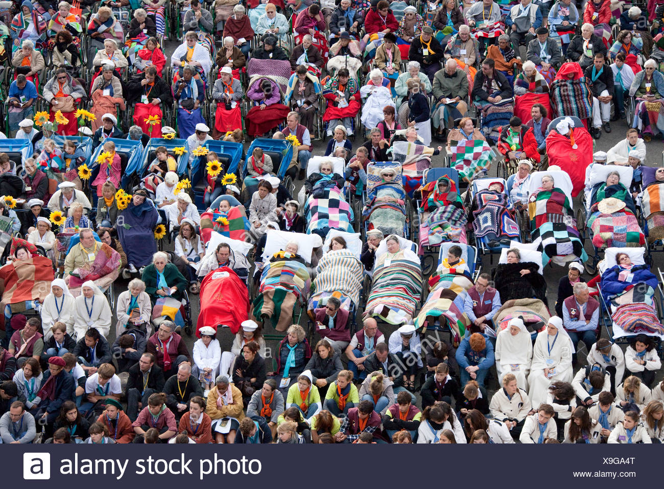 France, Europe, Lourdes, Pyrénées, lieu de pèlerinage, l'espoir, miracle, mobilité, nuit, les croyants, les créanciers, la religion Banque D'Images