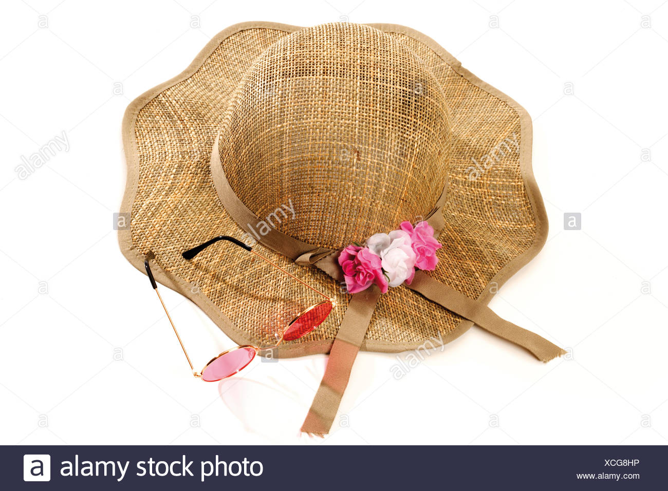 Chapeau de paille, décoration florale Photo Stock - Alamy
