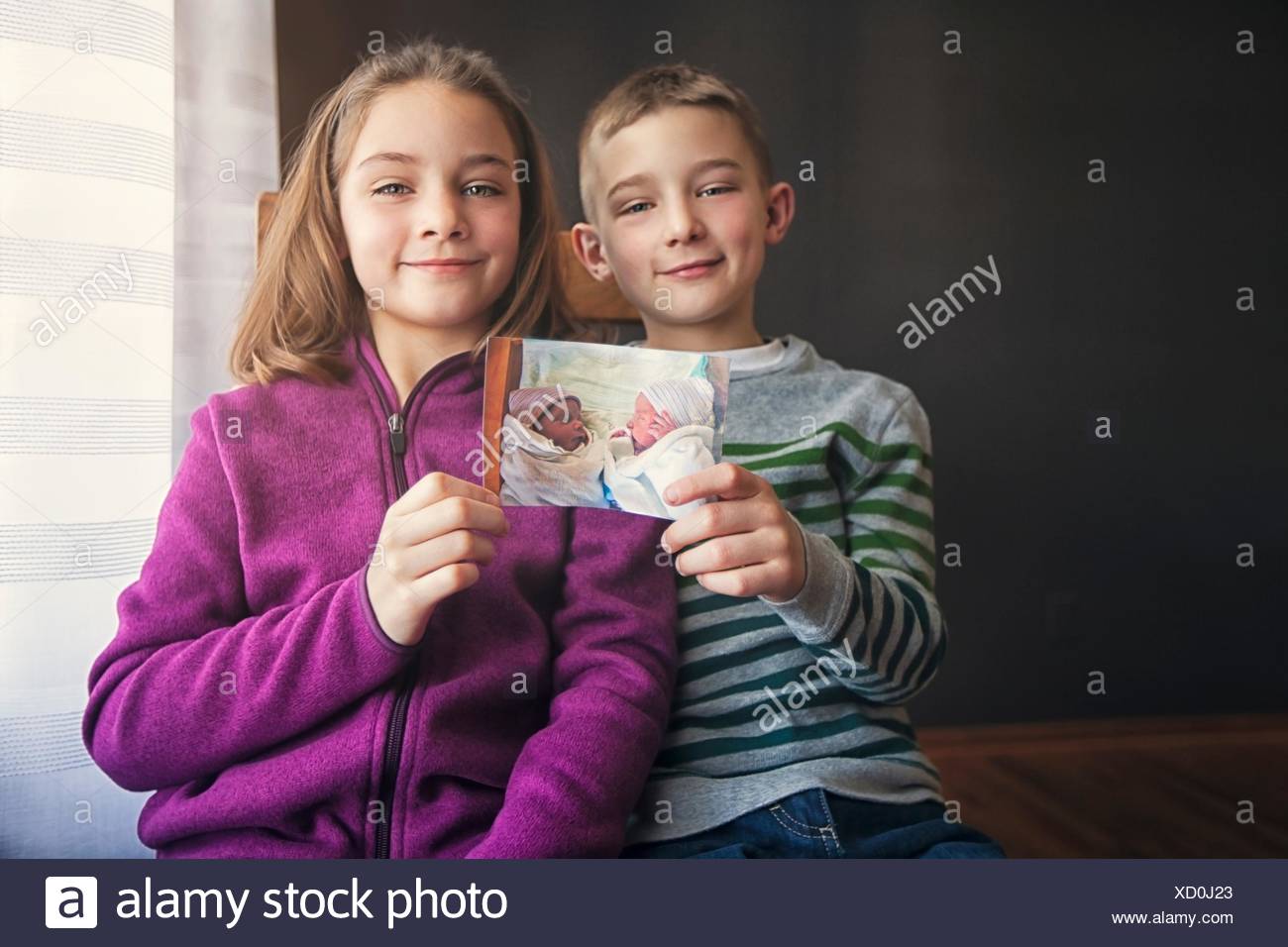 Boy Girl Twins Babies Banque D Image Et Photos Alamy