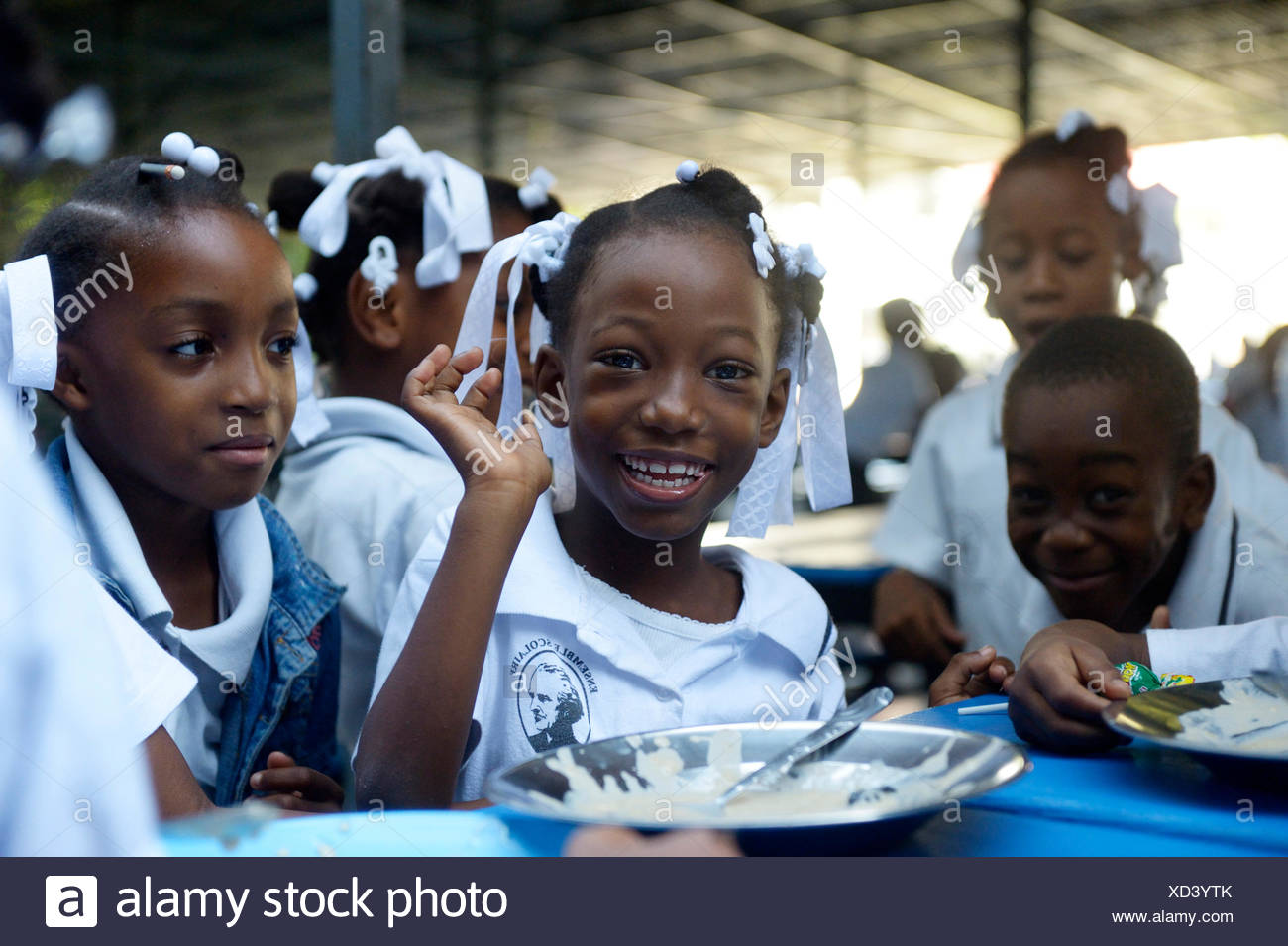 Les Eleves De Manger Dans La Salle A Manger Basile Moreau A L
