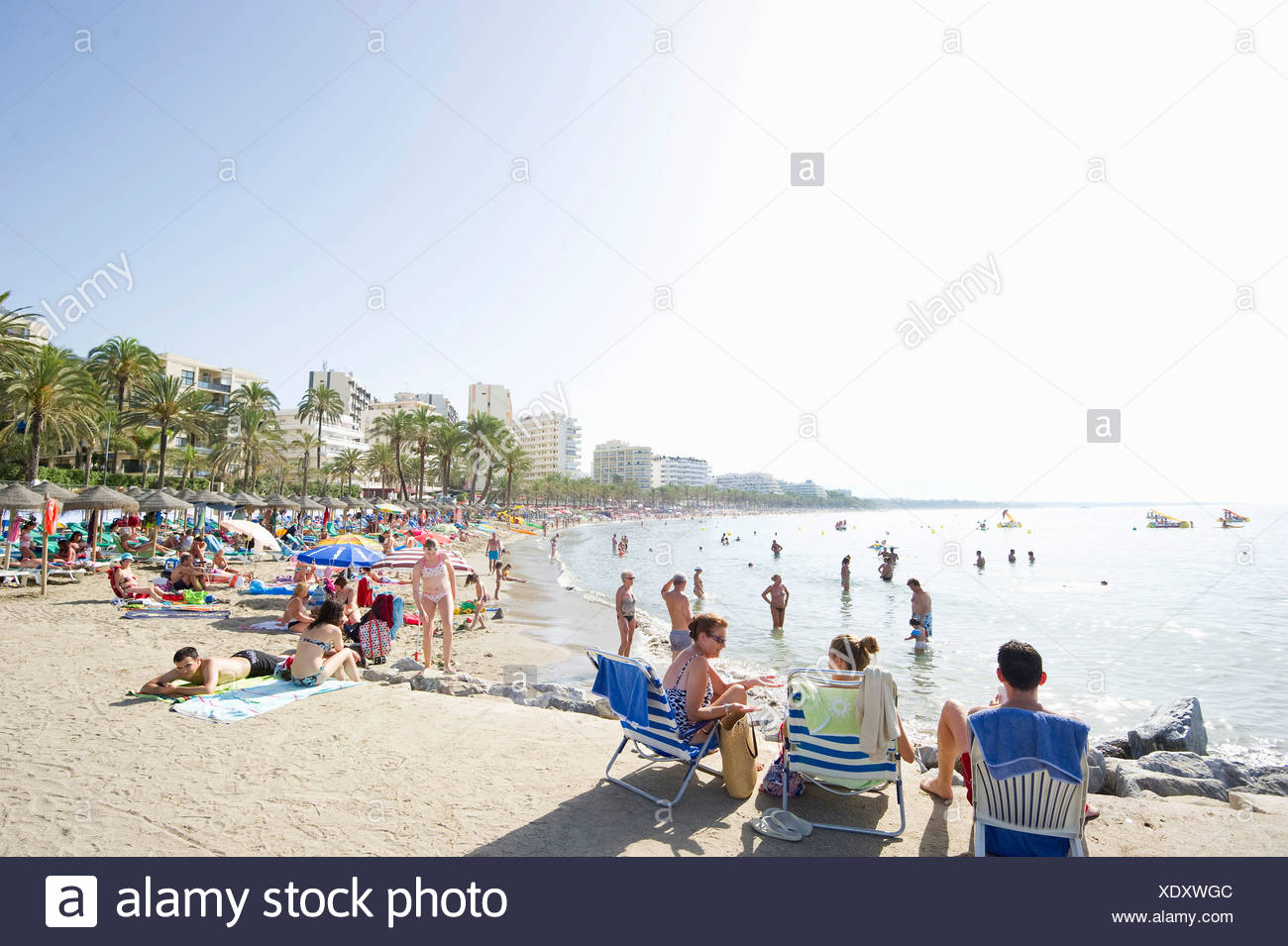 Les Gens Sur La Plage Marbella Costa Del Sol Andalousie