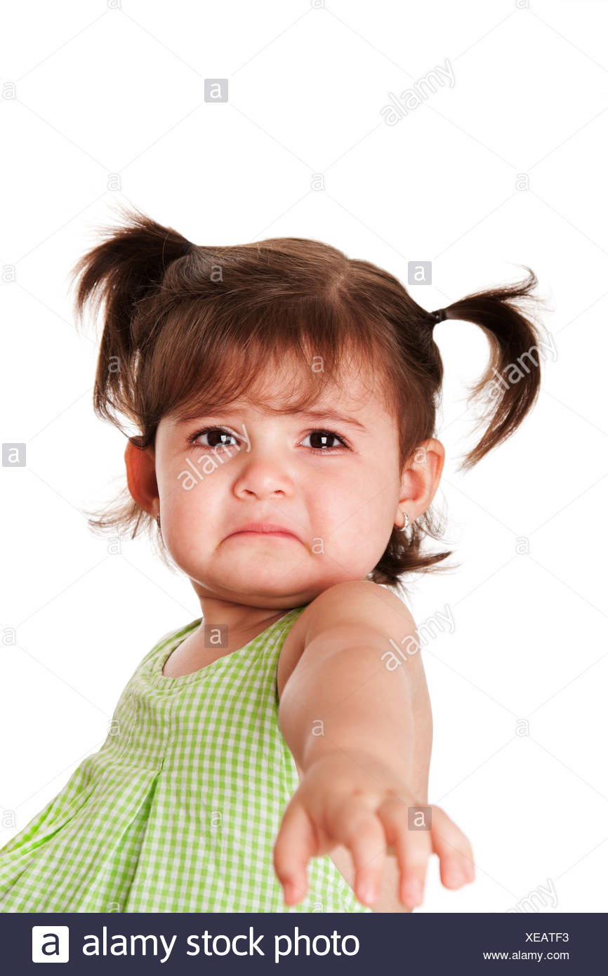 Mignon Bebe Jeune Petite Fille Aux Tres Triste Expression Visage Demander De L Aide Isole Photo Stock Alamy