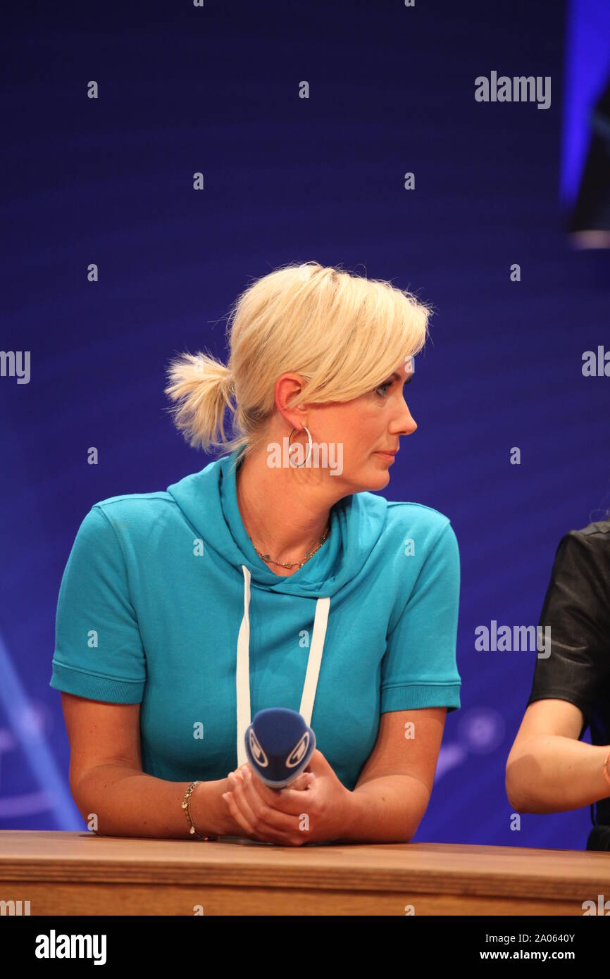 Kamilla Senjo live bei der IFA 2019 auf der Bühne ARD. Berlino, 08.09.2019 Foto Stock