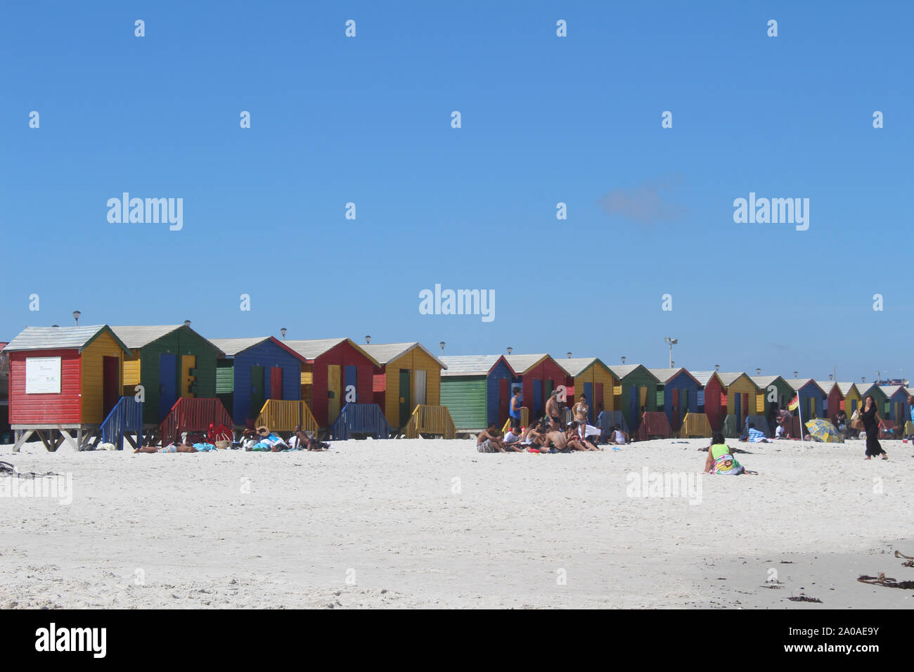 St James Beach - colorata spogliatoi a Cape Town Foto Stock