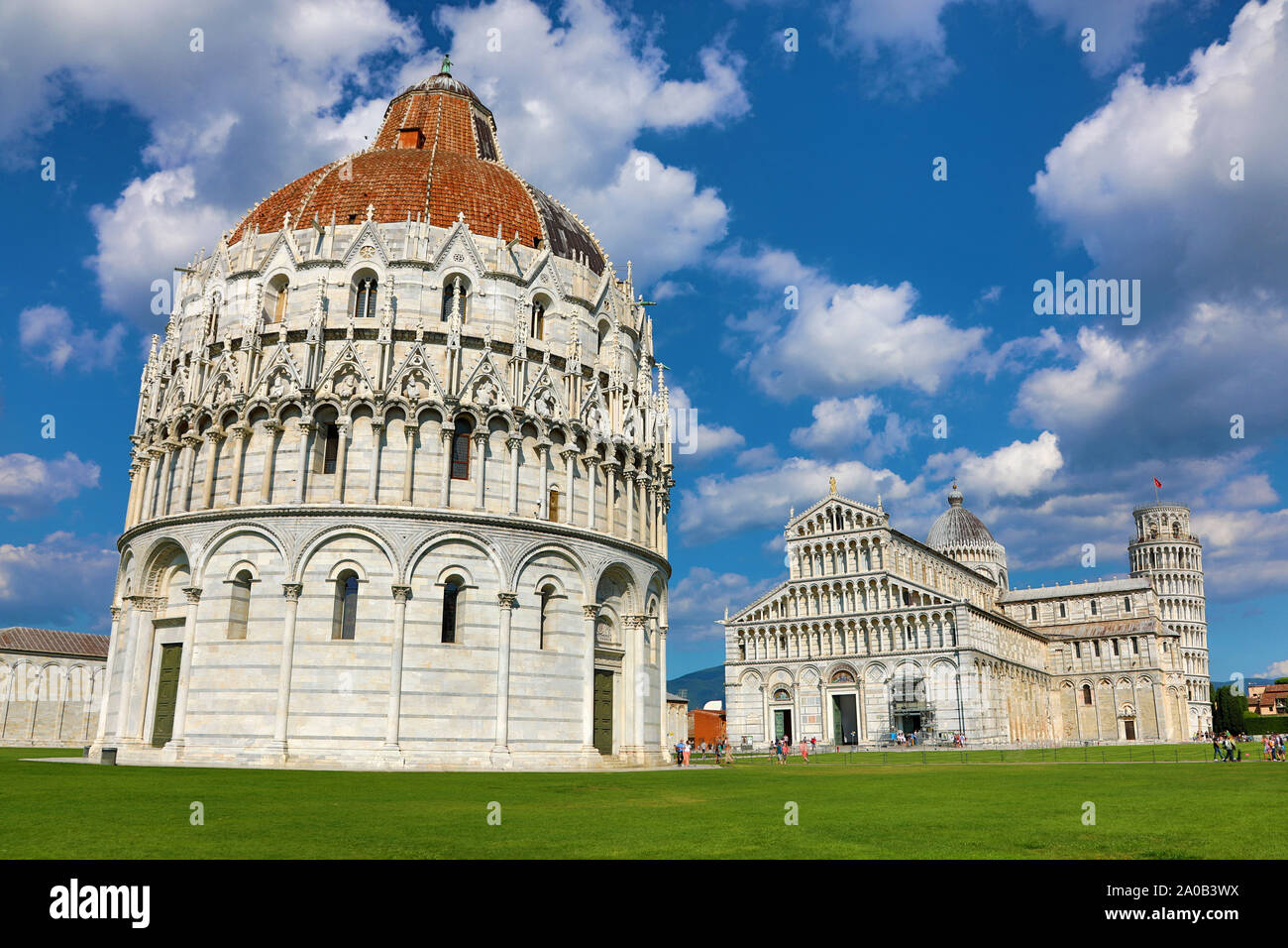 Pisa Battistero di San Giovanni, Cattedrale di Pisa e la Torre Pendente di Pisa torre campanaria, Piazza dei Miracoli a Pisa, Italia Foto Stock