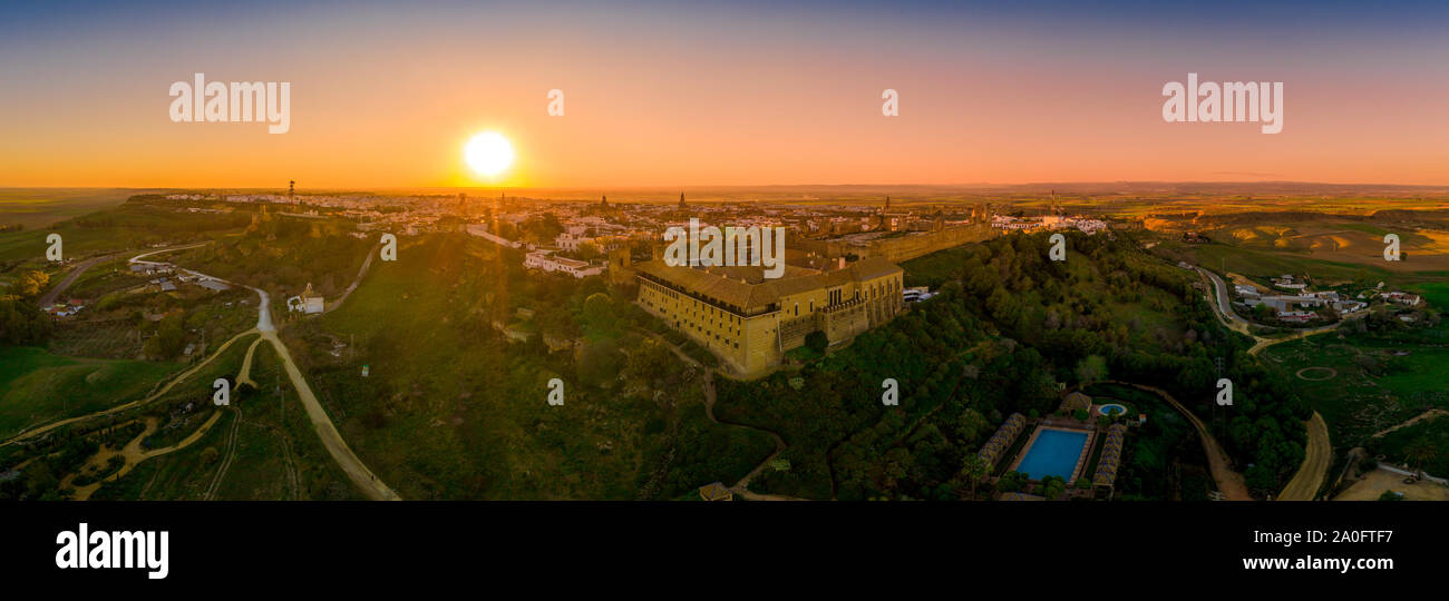 Carmona tramonto vista aerea in Andalusia Spagna non lontano da Sevilla Foto Stock