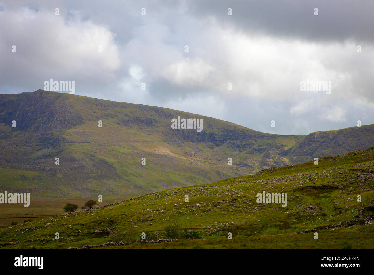 Vista dell'Connor Pass durante le escursioni di Abha Mhor valley, Cloghane, Kerry, Irlanda Foto Stock