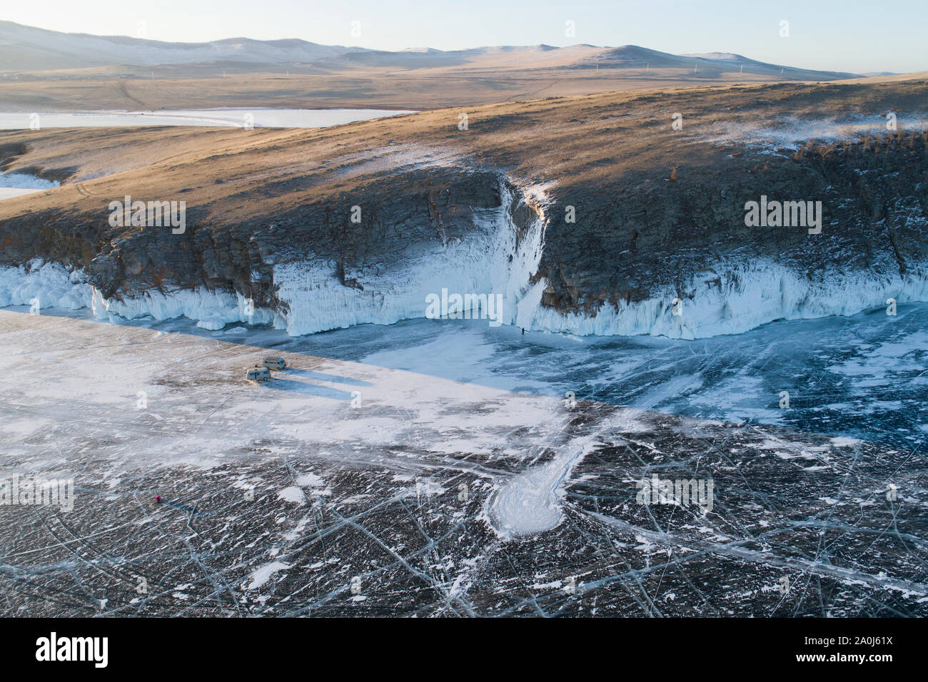 Le scogliere di ghiaccio e texture di ghiaccio nel lago Baikal, Foto Stock