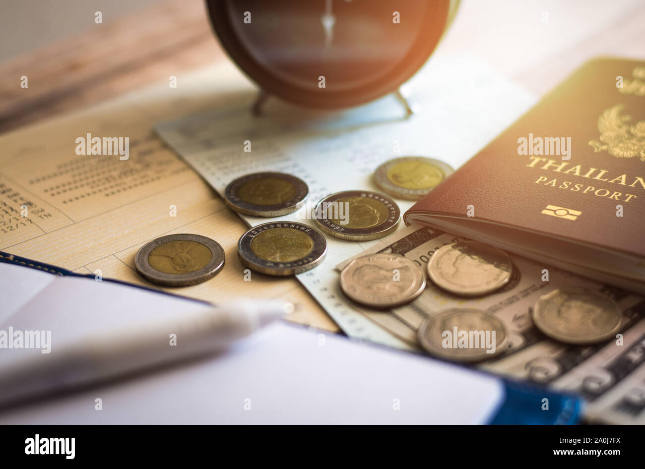 Accumulo di fondi futuri, il denaro per i futuri investimenti, business e finanza concetto. Foto Stock