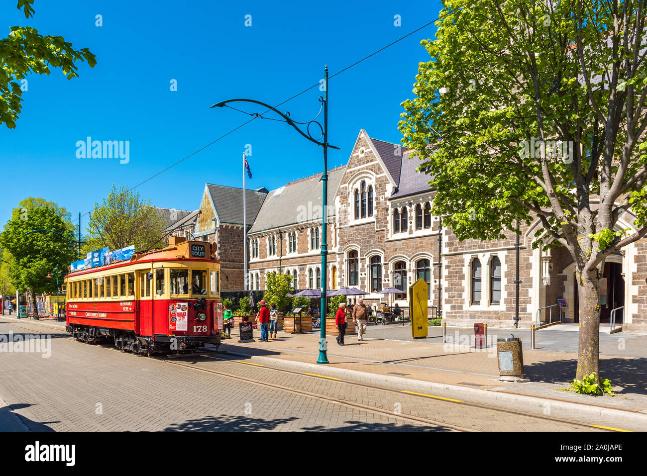 CHRISTCHURCH, Nuova Zelanda - 18 ottobre 2018: il famoso tram classico su strada Foto Stock