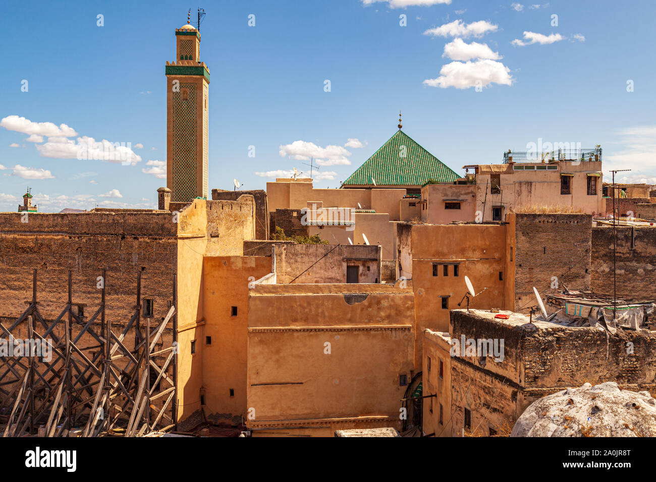 La moschea di KAIRAOUINE uno dell'Africa più grandi moschee e forse la più antica università del mondo, questo complesso è il cuore spirituale di Fez, Marocco Foto Stock