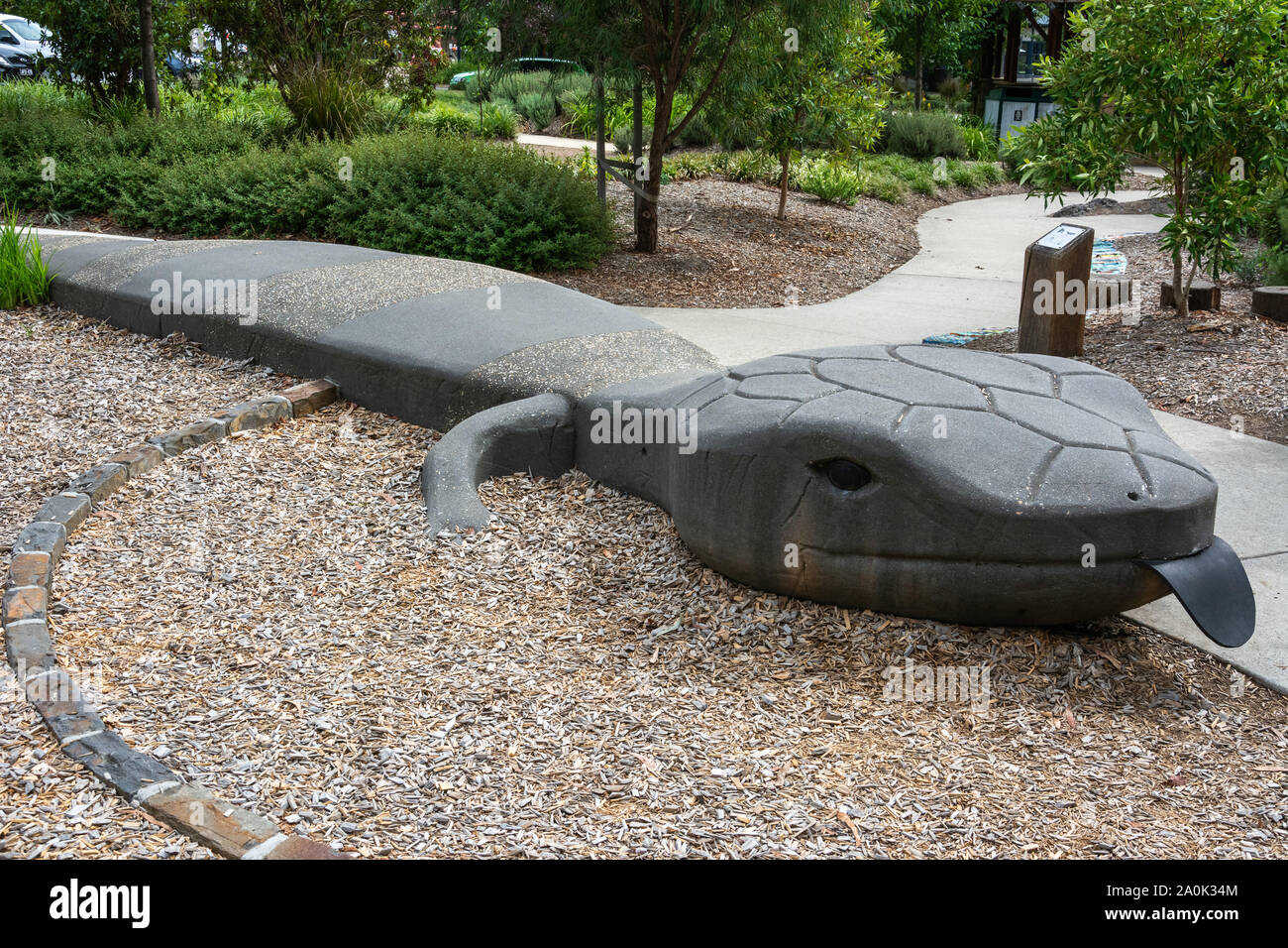 Marysville, Victoria, Australia - 24 Marzo 2017. Il grande Lizzard nel Parco di Gallipoli in Marysville, VIC. Foto Stock
