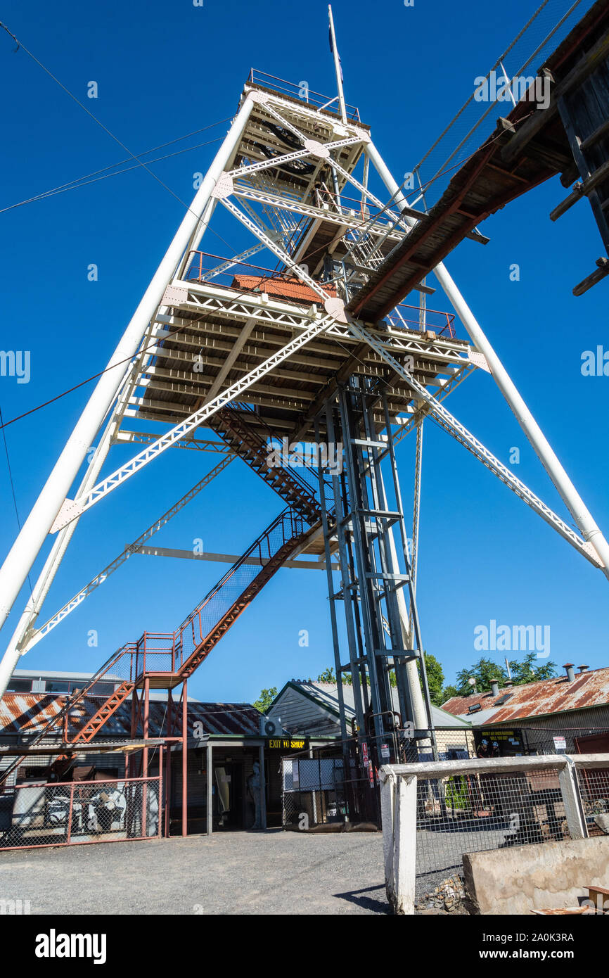 Bendigo, Victoria, Australia - 28 febbraio 2017. La torre centrale di Deborah miniera d'oro in Bendigo, VIC. Foto Stock