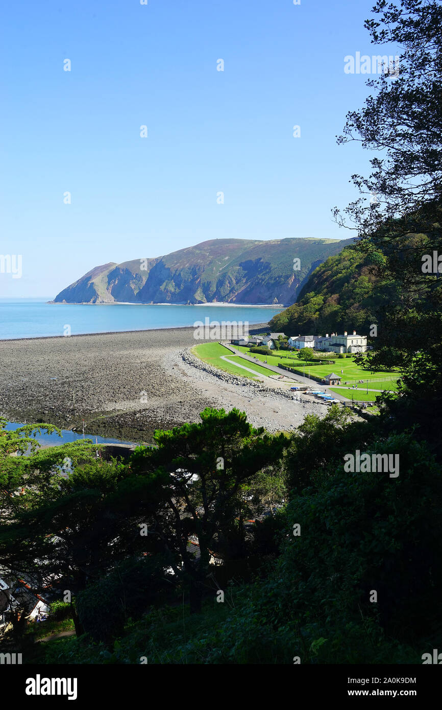 Una vista sulla baia di Lynmouth, Devon Foto Stock