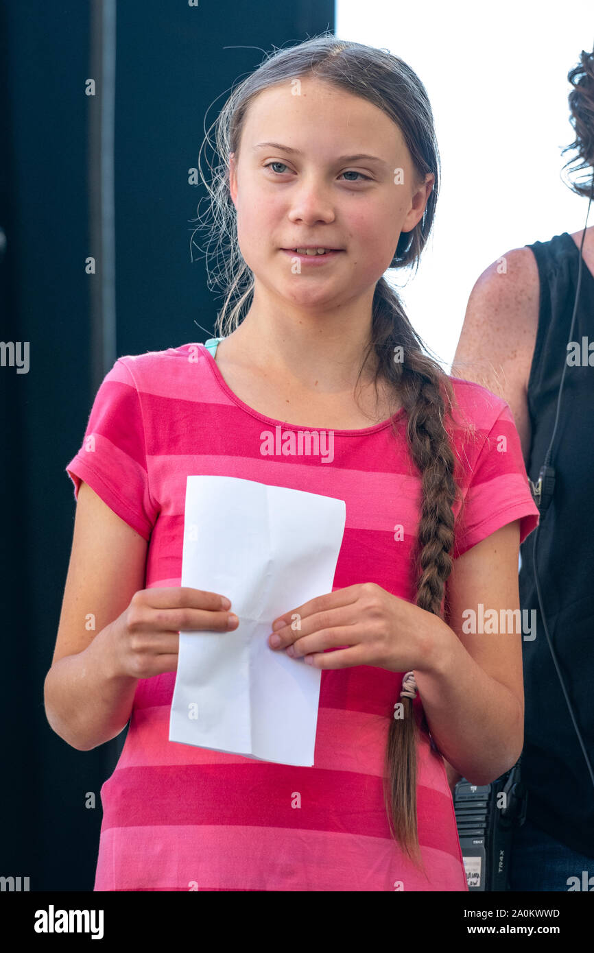 New York, Stati Uniti d'America, 20 settembre 2019. Attivista svedese Greta Thunberg risolve un clima sciopero rally in New York City. Credito: Enrique Shore/Alamy Live News Foto Stock