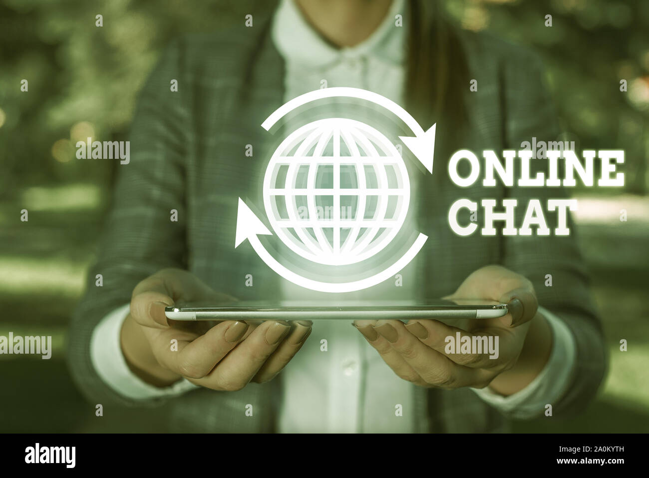 Segno di testo mostra Chat Online. Business photo testo parlando con un amico o qualcuno attraverso internet e PC Phone Foto Stock