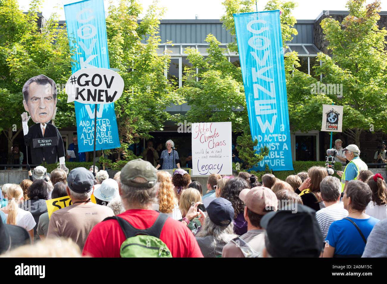 Un gigante di segno raffigurante il presidente Nixon al clima sciopero nel rally di Eugene, Oregon, Stati Uniti d'America. Foto Stock