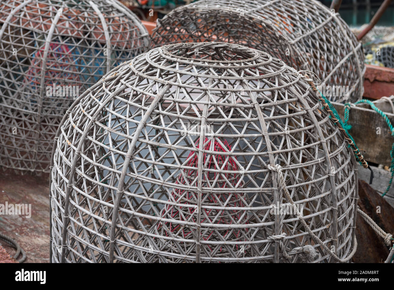 Trappole artigianali per attività di pesca del granchio sul porto di Mar del Plata, Argentina Foto Stock