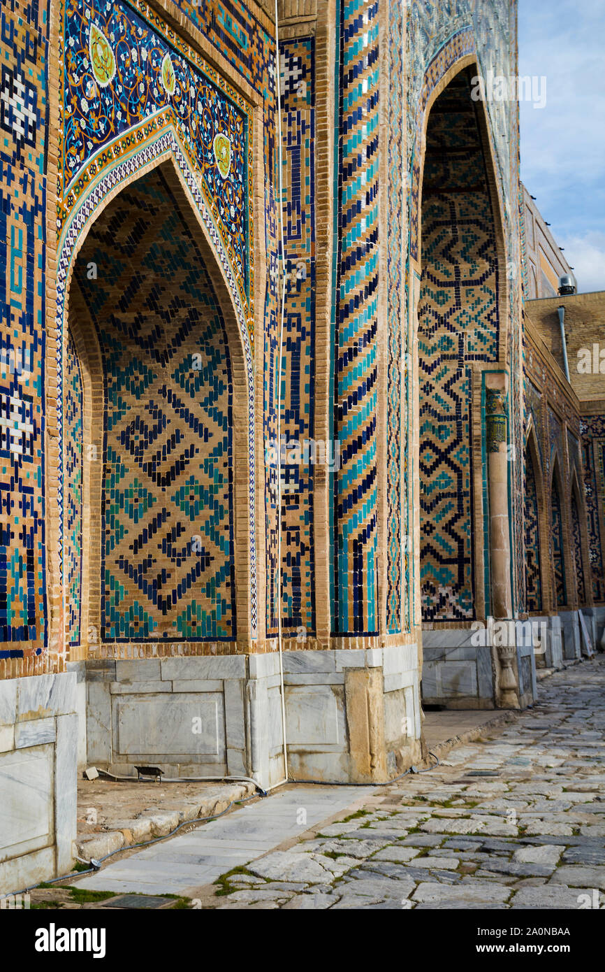 Registan Tilya-Kori Madrasah, Samarcanda Foto Stock