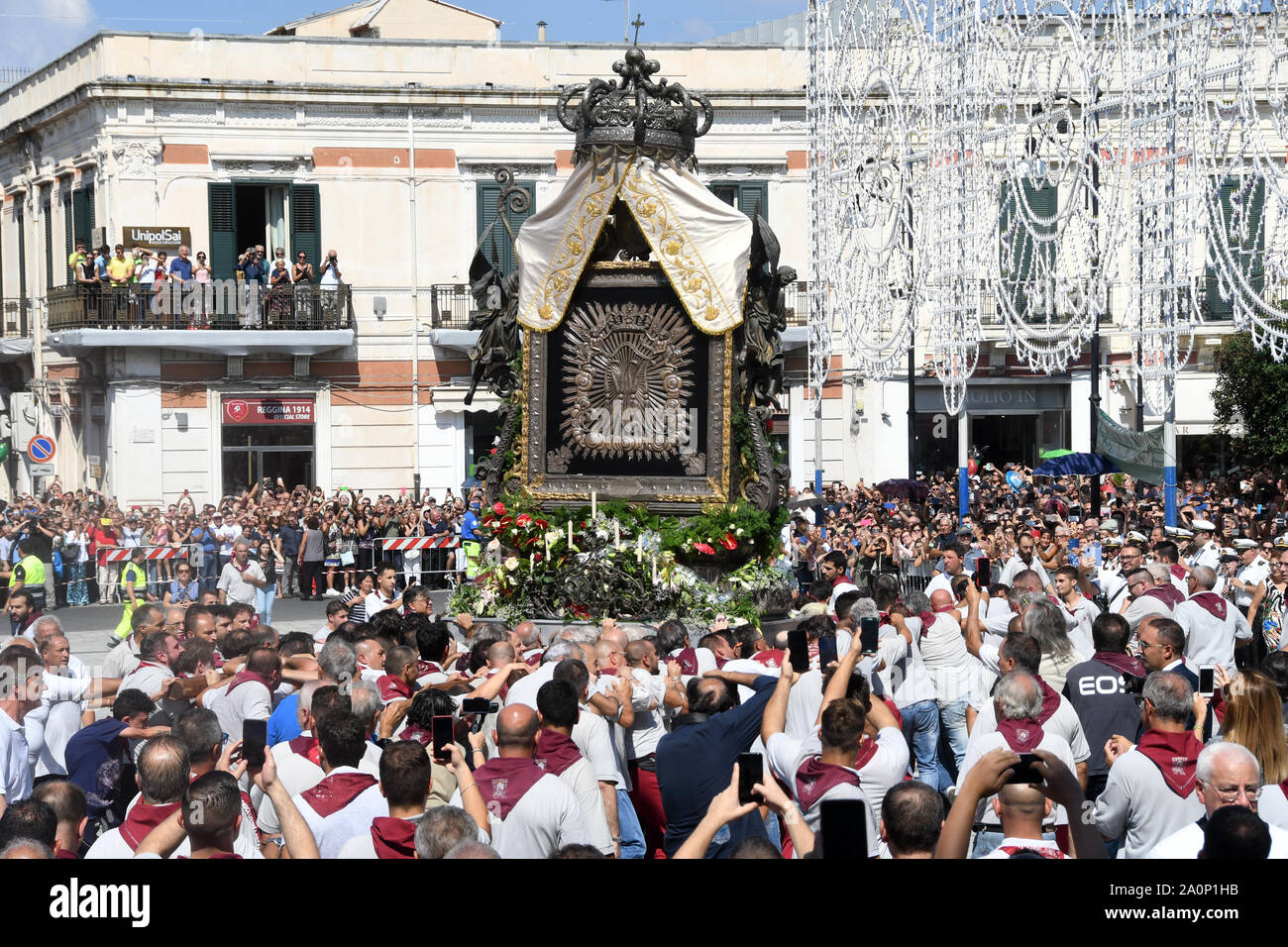 Reggio Calabria 14 set 2019 - Discesa della Madonna della Consolazione, la Vara Credito: Giuseppe Andidero Foto Stock