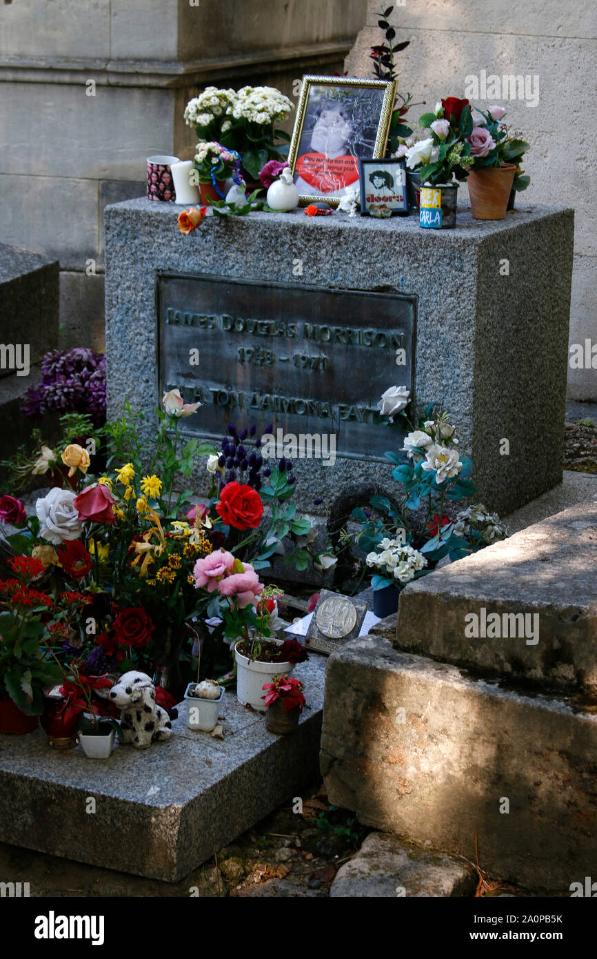 Grab von Jim Morrison/ tomba di Jim Morrison, Cimetière du Père-Lachaise, Parigi, Frankreich/ Francia (nur fuer redaktionelle Verwendung. Keine Werbung. Foto Stock