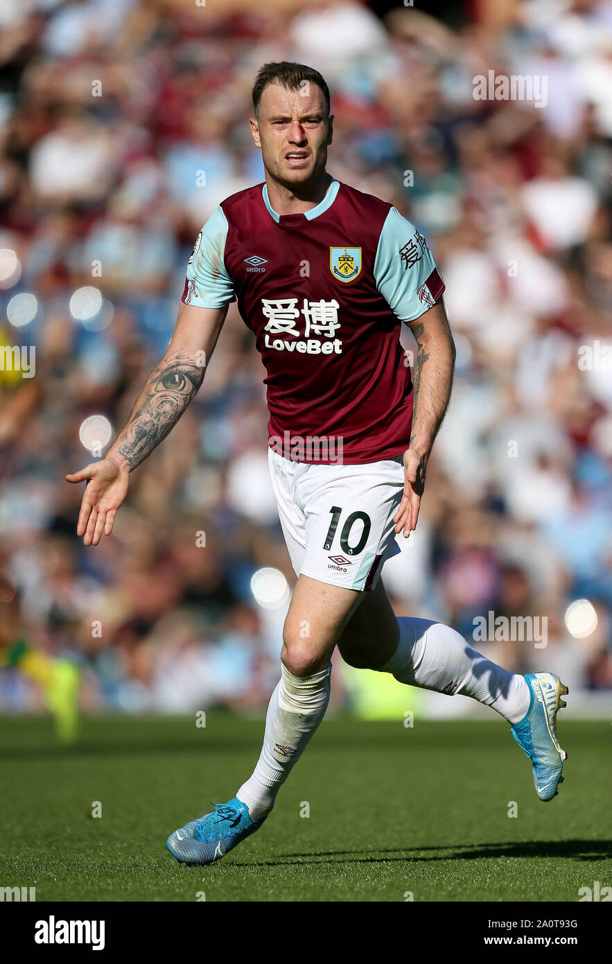Burnley's Ashley Barnes durante il match di Premier League a Turf Moor, Burnley. Foto Stock