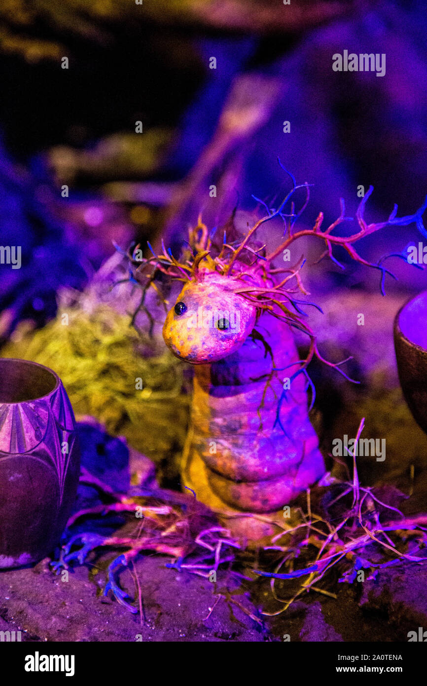 Il cristallo scuro: Età della resistenza mostra presso il BFI Southbank, London, Regno Unito Foto Stock