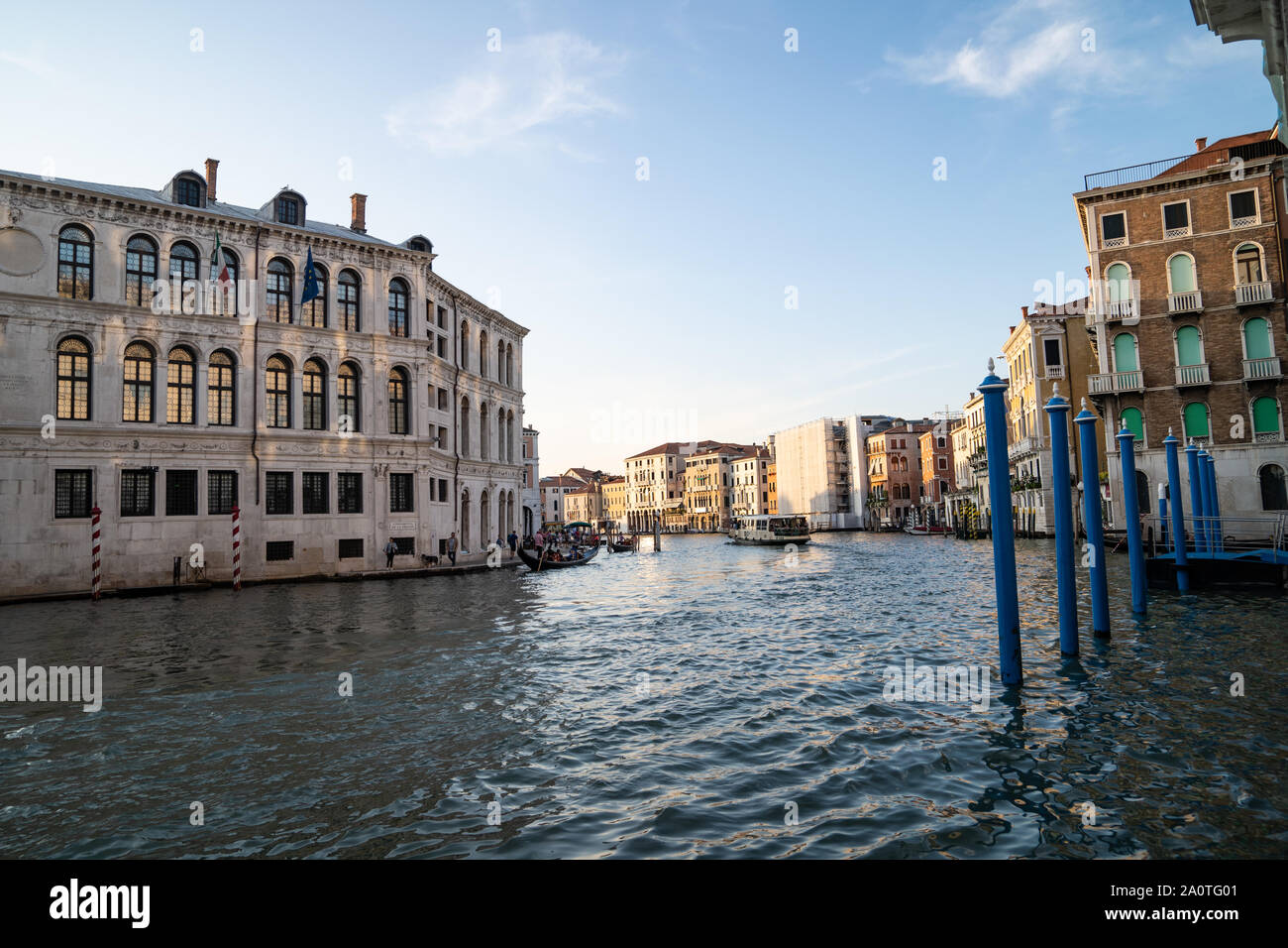 Grand Canal, Venezia, Italia, dal Ponte di Rialto Foto Stock