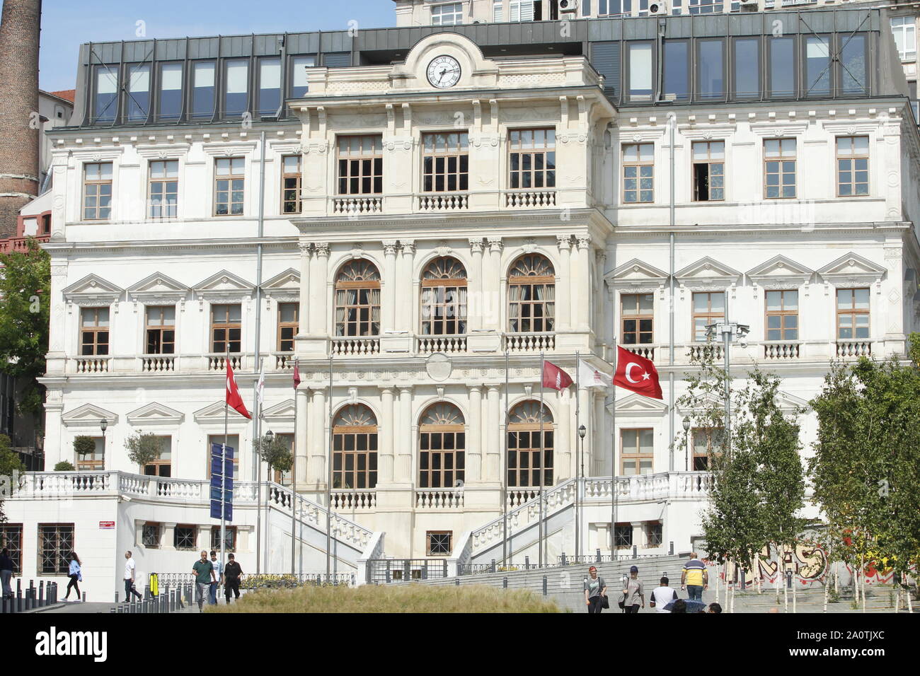 Il Comune di distretto di Beyoglu edificio, una volta sesto quartiere di Istanbul comune durante il regno Ottomano, situato a Sishane, Istanbul. Foto Stock