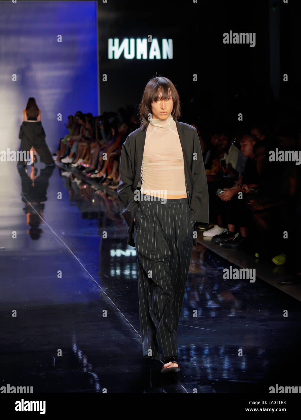 ICY presenta Primavera Estate 2020 Runway Show: Designer HIUMAN Foto Stock