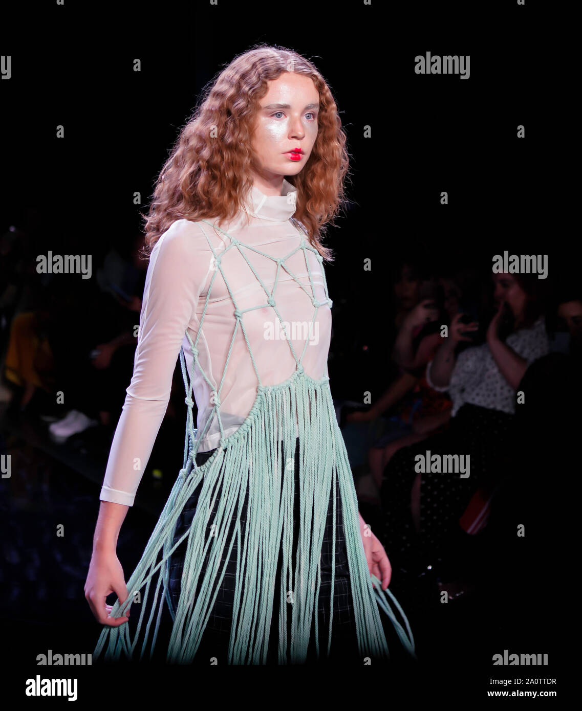 ICY presenta Primavera Estate 2020 Runway Show: Designer HIUMAN Foto Stock