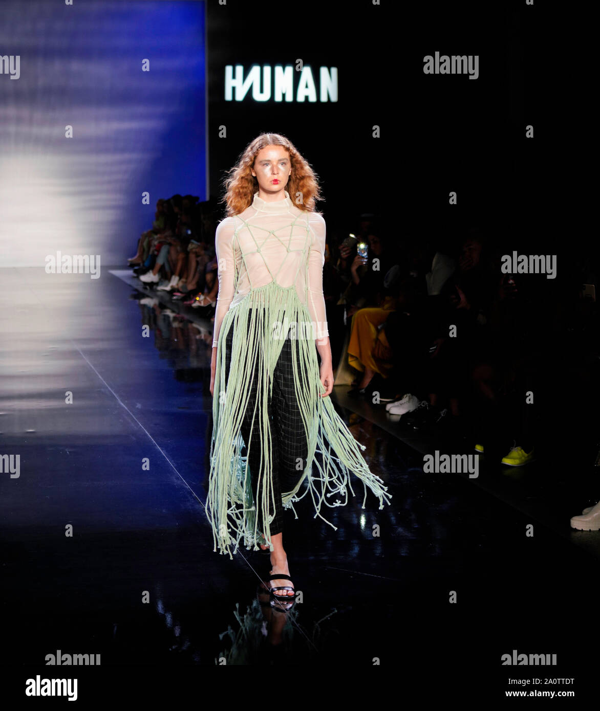 ICY presenta Primavera Estate 2020 Runway Show: Designer HIUMAN Foto Stock