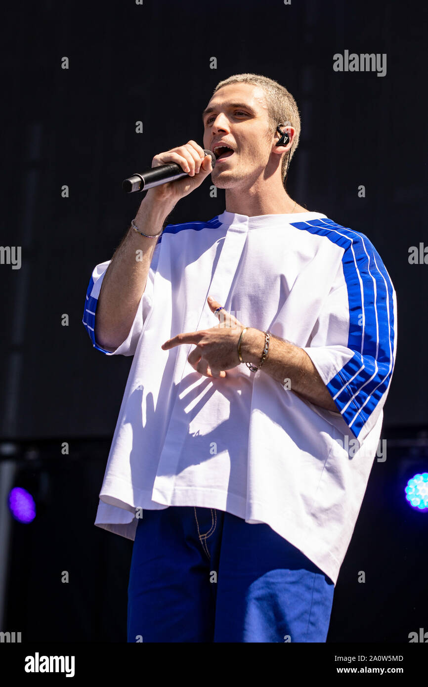 Settembre 21, 2019, Las Vegas, Nevada, U.S: LAUV (ARI STAPRANS LEFF) durante il Festival iHeartMusic villaggio diurno a Las Vegas Festival Grounds in Las Vegas, Nevada (credito Immagine: © Daniel DeSlover/ZUMA filo) Foto Stock