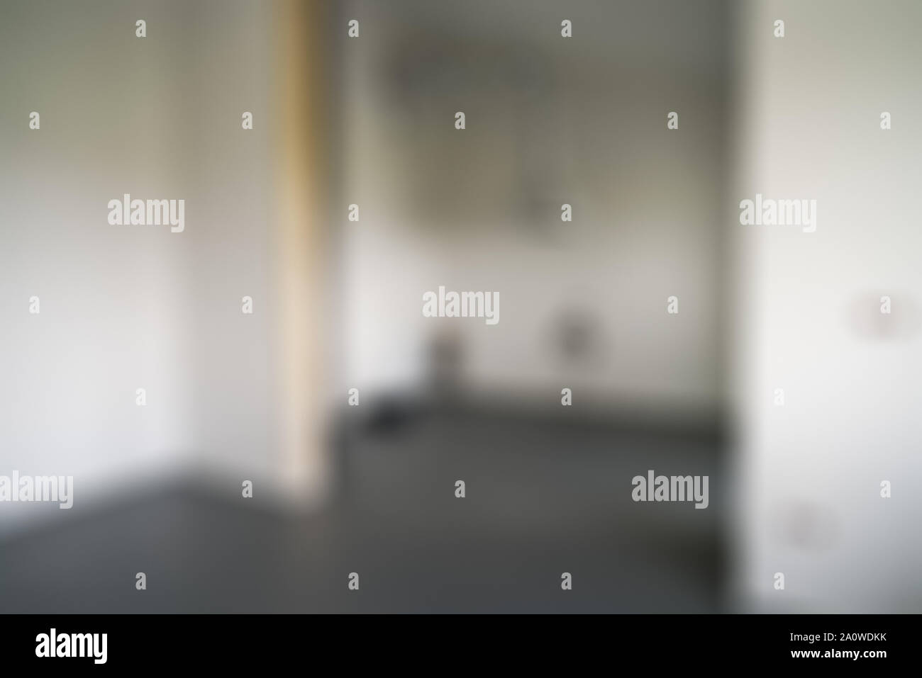 Sfocata incompiuta vuoto appartamento in processo di rinnovamento, buona per lo sfondo Foto Stock