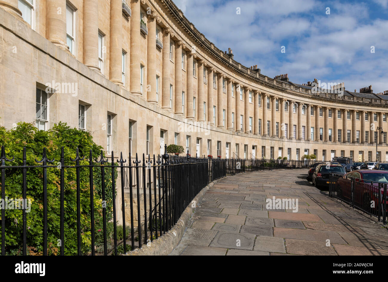 Architettura georgiana del XVIII secolo della Royal Crescent, Città di Bath, Somerset, Inghilterra, Regno Unito. Patrimonio dell'umanità dell'UNESCO. Foto Stock