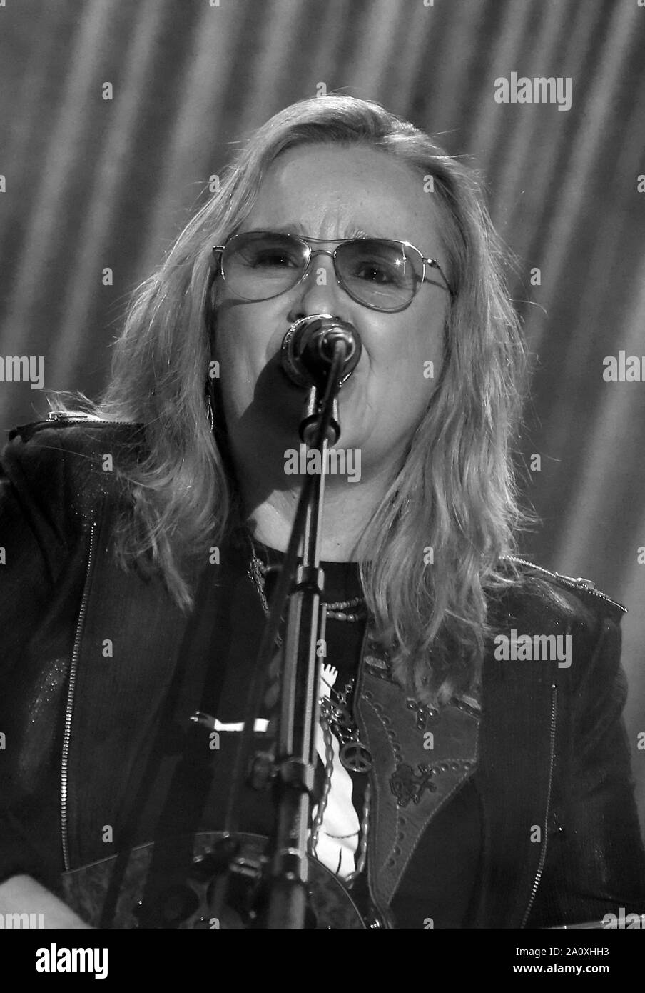 Los Angeles, Ca. Xxi Sep, 2019. Melissa Etheridge, a Los Angeles Centro LGBT è oro anniversario Vanguard celebrazione "cuori d'Oro'- spettacolo al Teatro Greco a Los Angeles, la California il 21 settembre 2019. Credito: Faye Sadou/media/punzone Alamy Live News Foto Stock