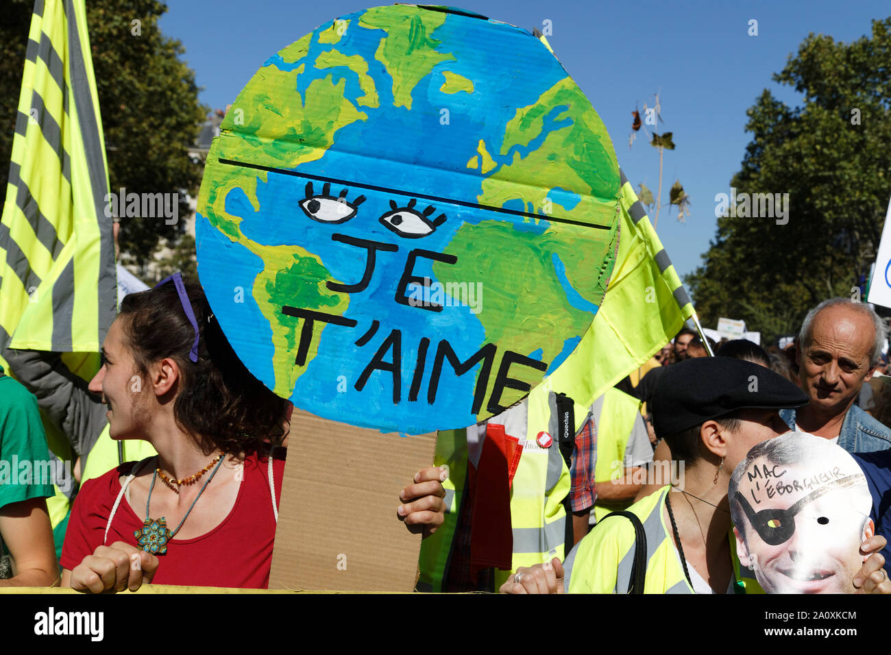 Parigi, Francia. Xxi Sep, 2019. Dimostrazione per il clima, la biodiversità, la giustizia sociale e contro la repressione, il 21 settembre 2019 a Parigi, Francia. Foto Stock
