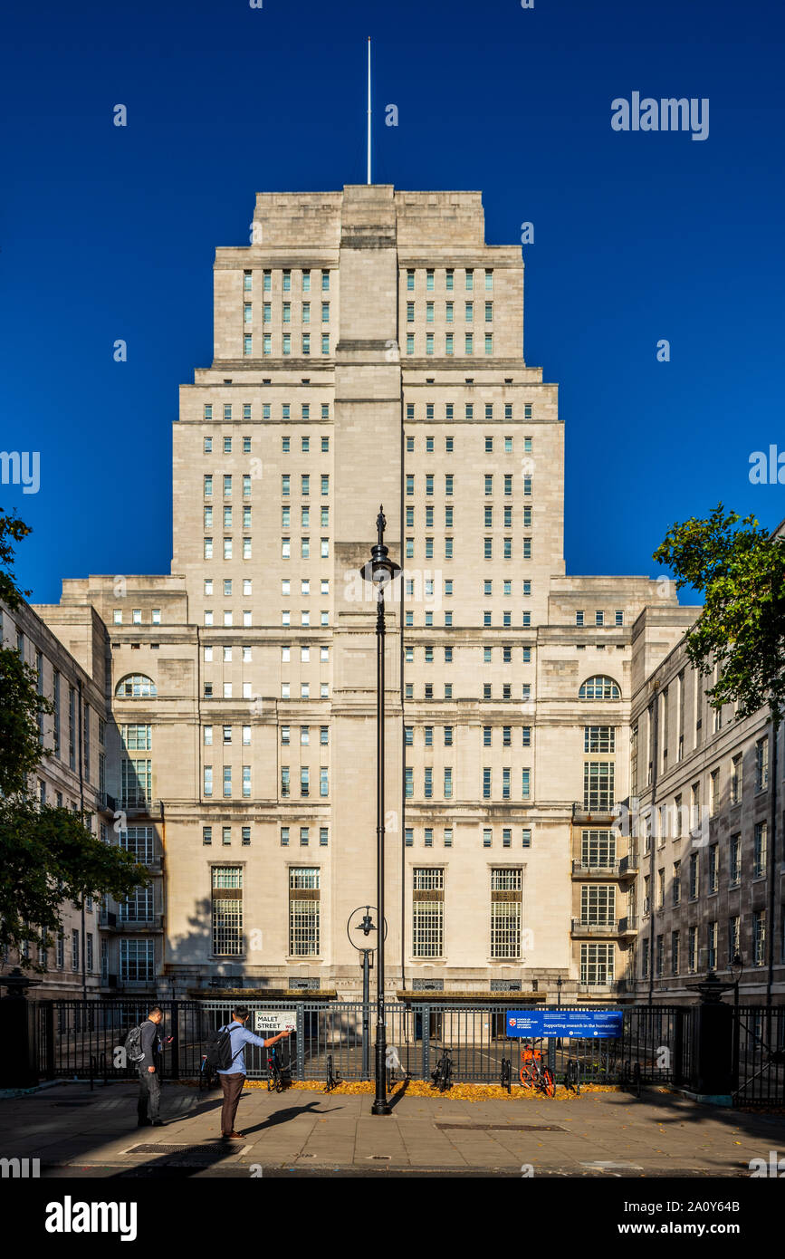 Senato Università di Londra - il centro amministrativo dell'Università di Londra, aperto 1937, architetto Charles Holden Foto Stock