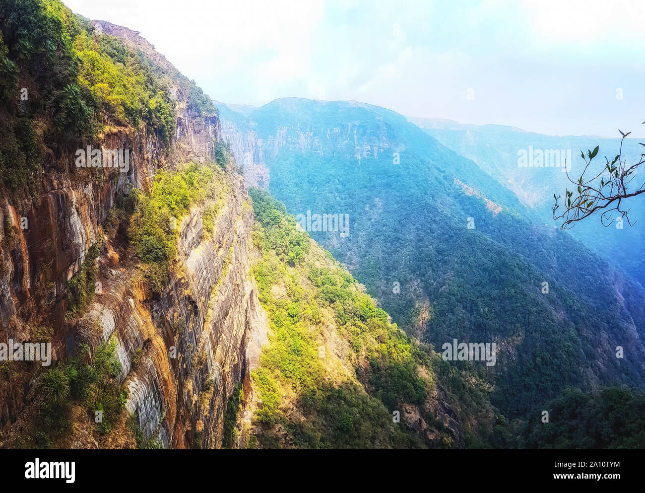 Grotta Arwah gorge, Cherrapunji, India. Foto Stock