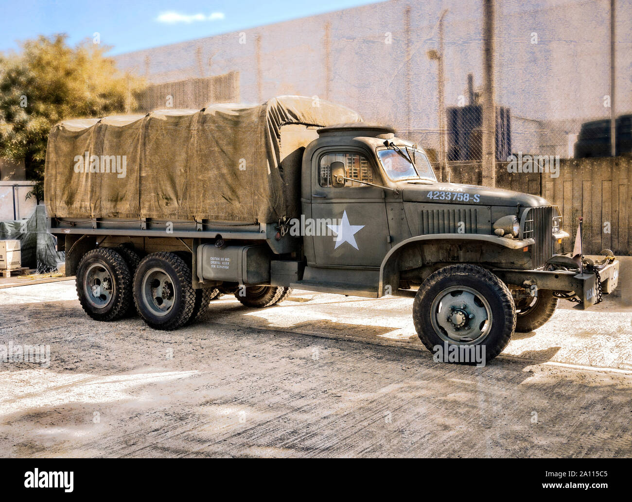 GMC/Chevrolet Deuce e una metà della seconda guerra mondiale i militari americani carrello Foto Stock