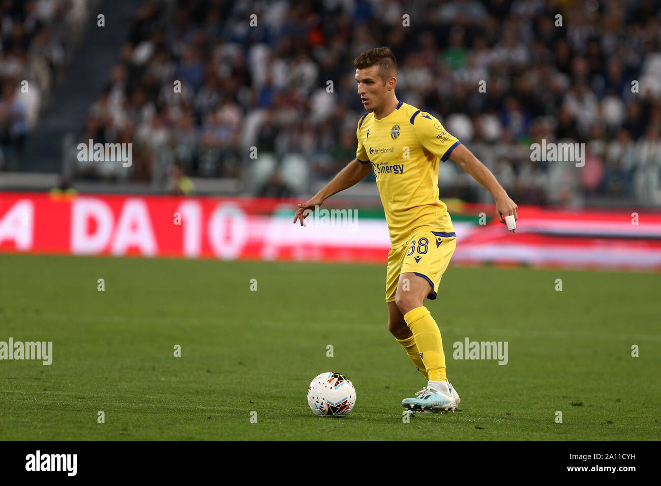 Torino, Italia. 21 settembre 2019. Campionato italiano A. Juventus FC vs Hellas Verona. Darko Lazovic dell'Hellas Verona Fc. Foto Stock