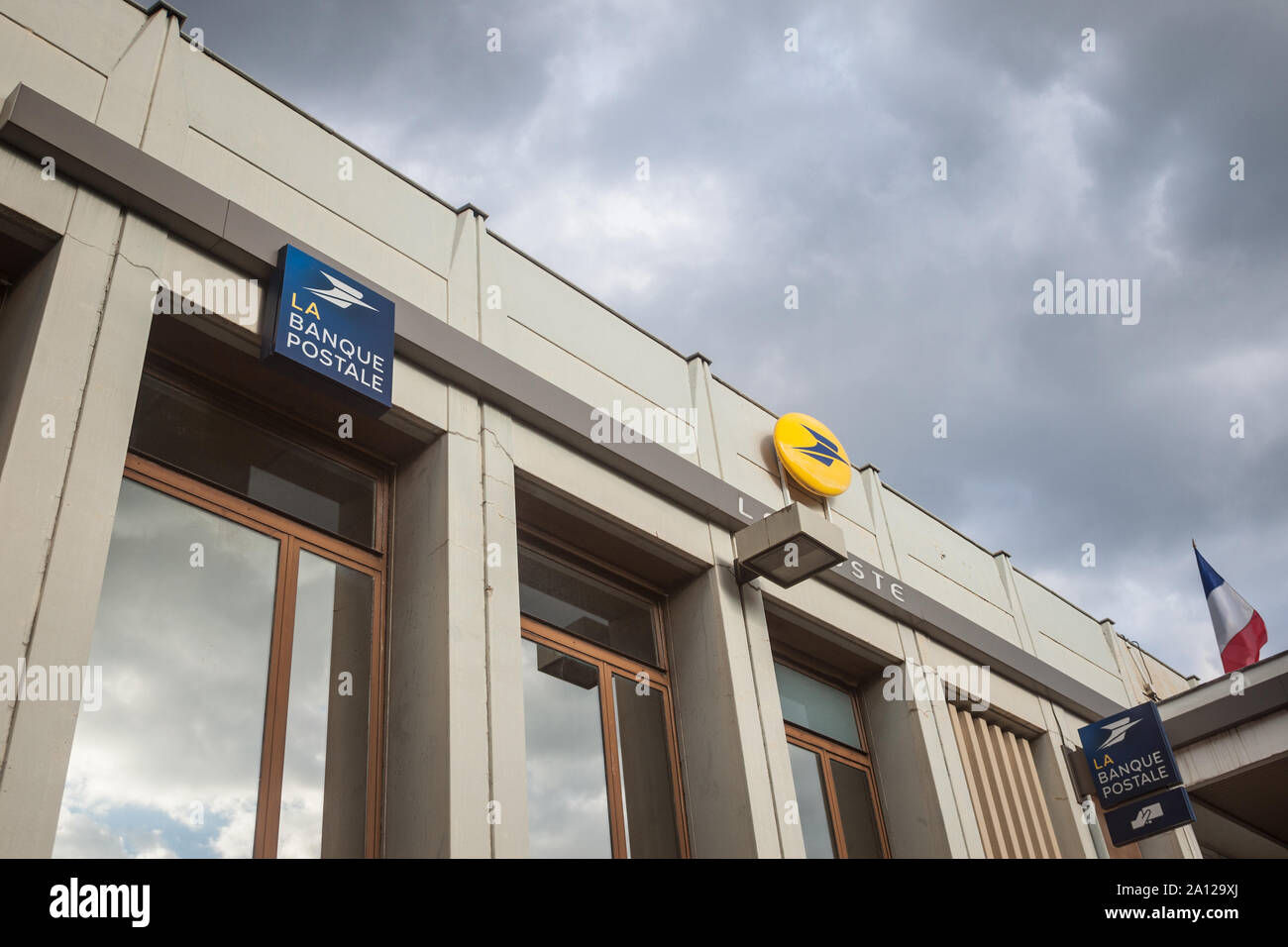 Logo della posta in francia immagini e fotografie stock ad alta risoluzione  - Alamy