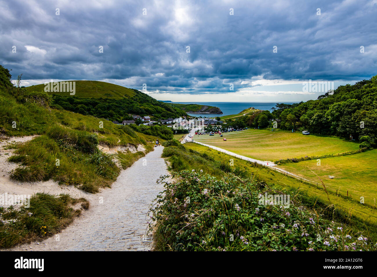 Cliff percorso dalla porta di Durdle di Lulworth coperchio in Dorset, Inghilterra Foto Stock