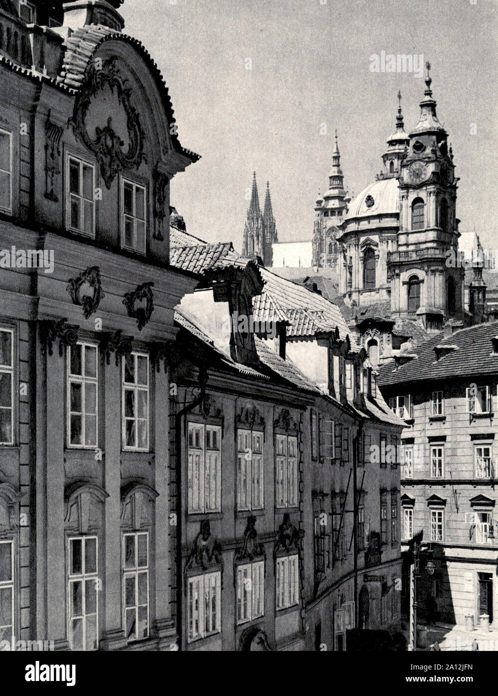 La Cecoslovacchia, Praga 1961: Fotografia che mostra l'architettura di Praga  nei primi anni 60s Foto stock - Alamy