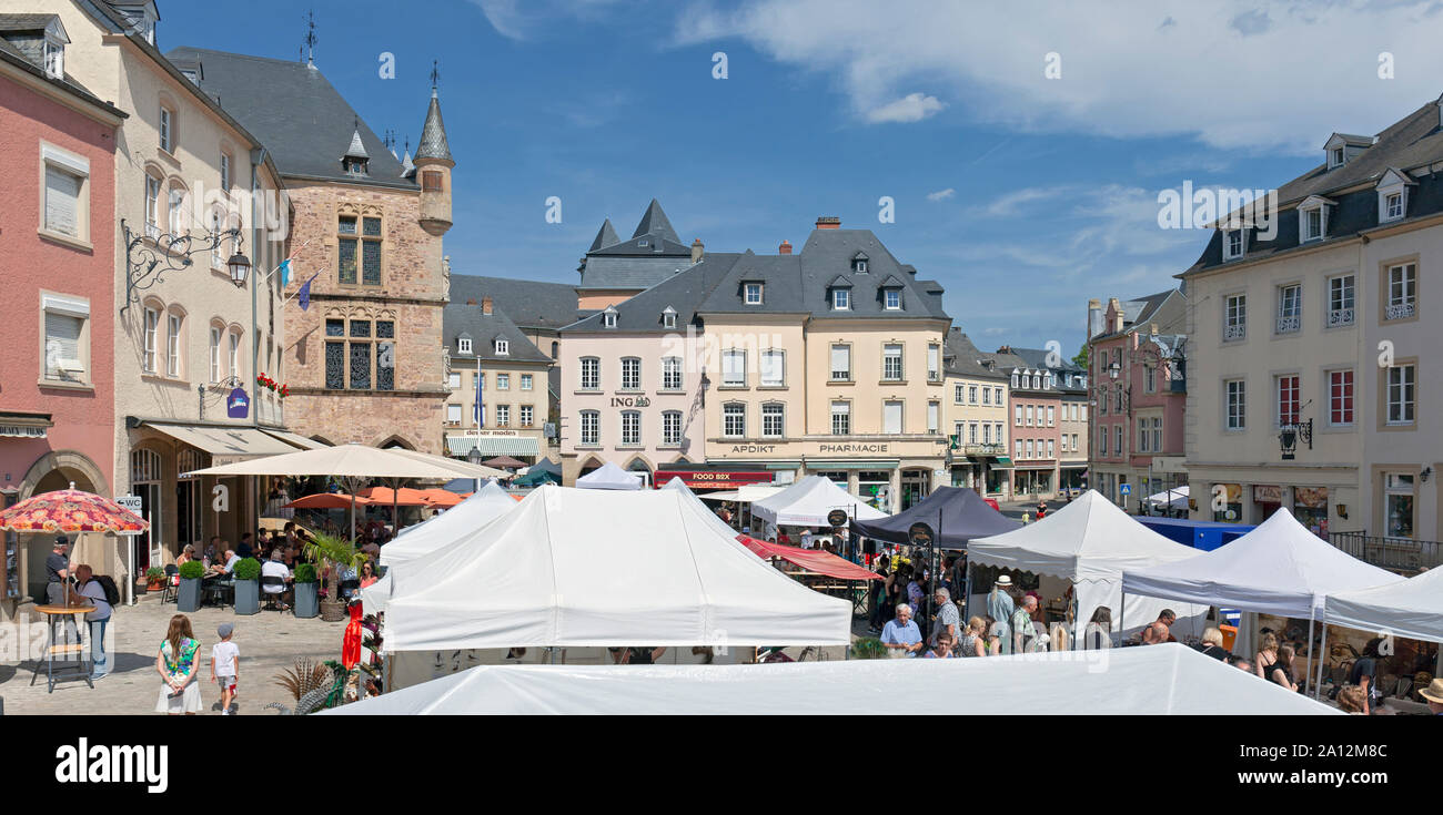 Lussemburgo, Echternach, Place du Marche durante il Festival di steampunk Foto Stock