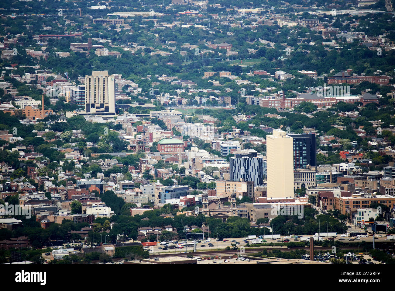 Affacciato su piazza nobile villaggio ucraino wicker park aree del West Town verso humboldt park e logan di aree quadrate Chicago Illinois regno st Foto Stock