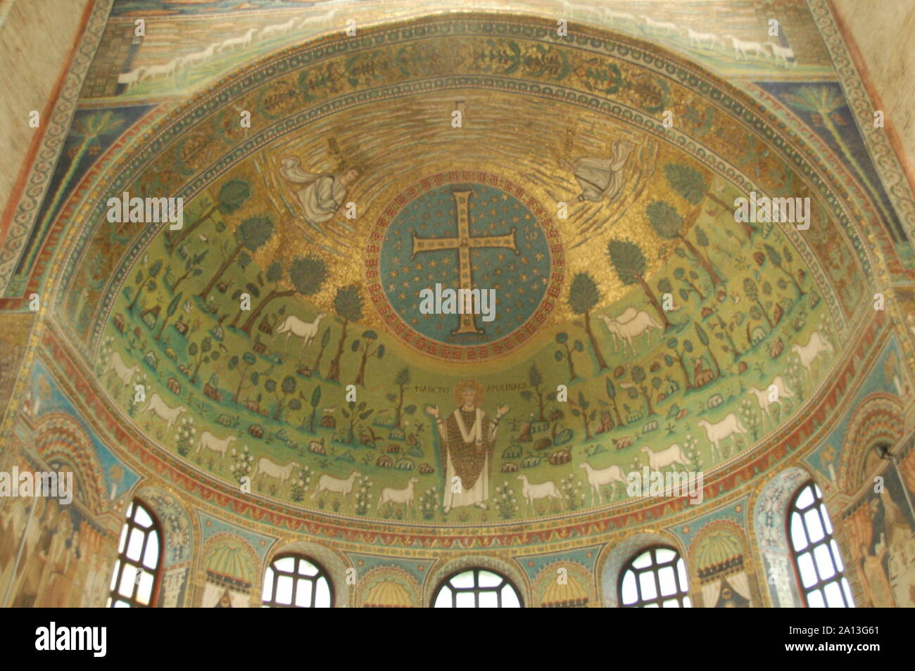 Il mosaico della Basilica di Sant'Apollinare in Classe Foto stock Alamy