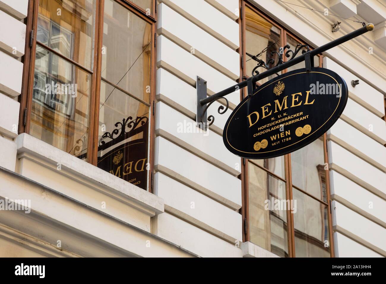 Un forno tradizionale, segno Demel, K.U.K Hofzuccurbacker, Vienna, Austria Foto Stock