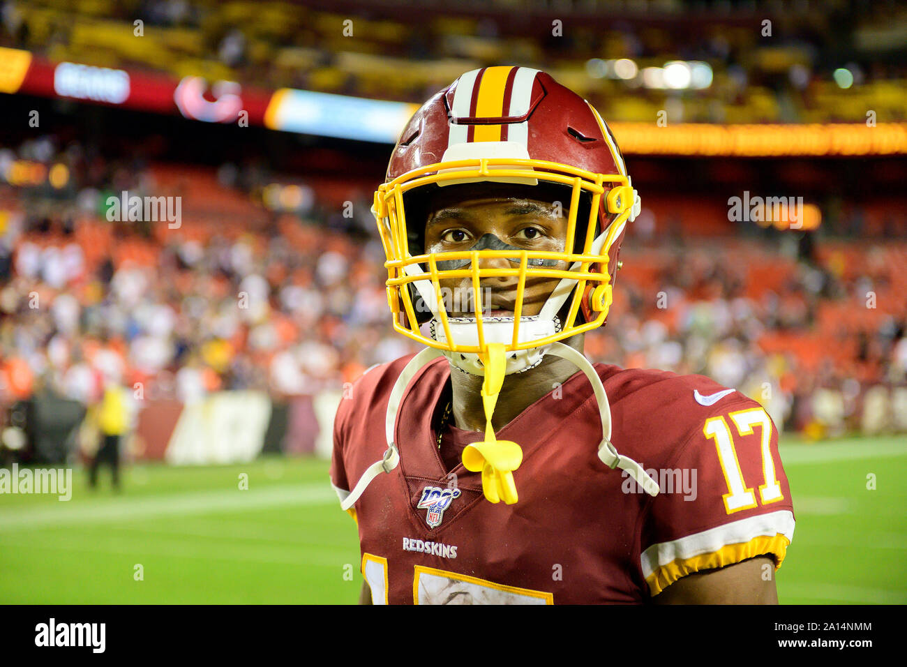 Washington Redskins wide receiver McLaurin spugna (17) lascia il campo dopo la partita contro i Chicago Bears a FedEx in campo Landover, Maryland il lunedì, 23 settembre 2019. La porta ha vinto il gioco 31 - 15.Credit: Ron Sachs/CNP | Utilizzo di tutto il mondo Foto Stock