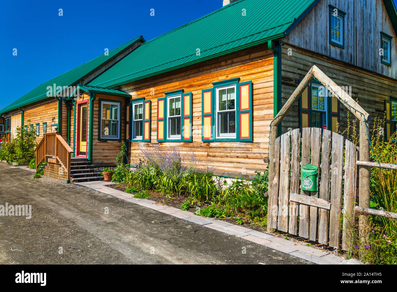 Una casa/fienile in mennonita street village di Neubergthal, Manitoba, Canada. Foto Stock